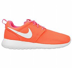 NIKE ROSHE ONE