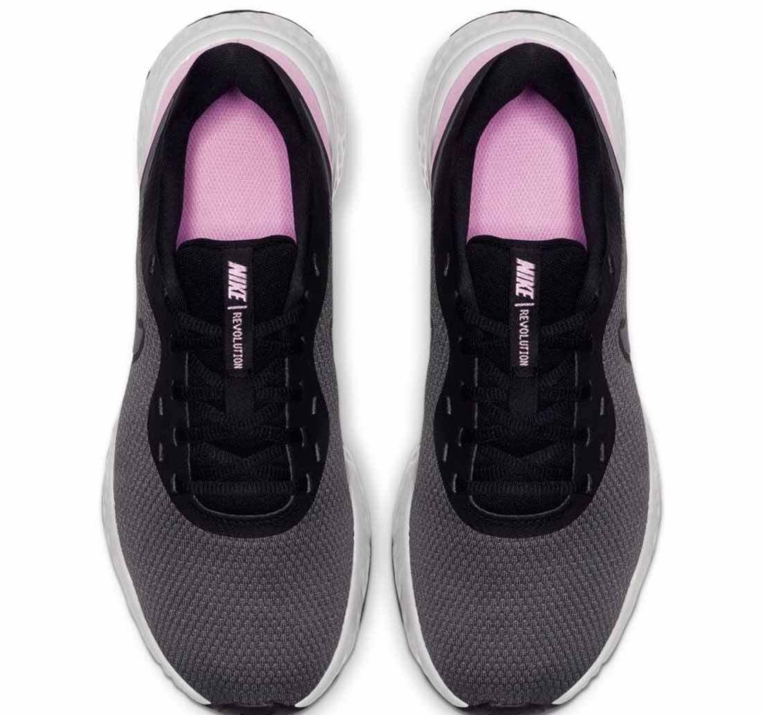 nike wmns revolution 5