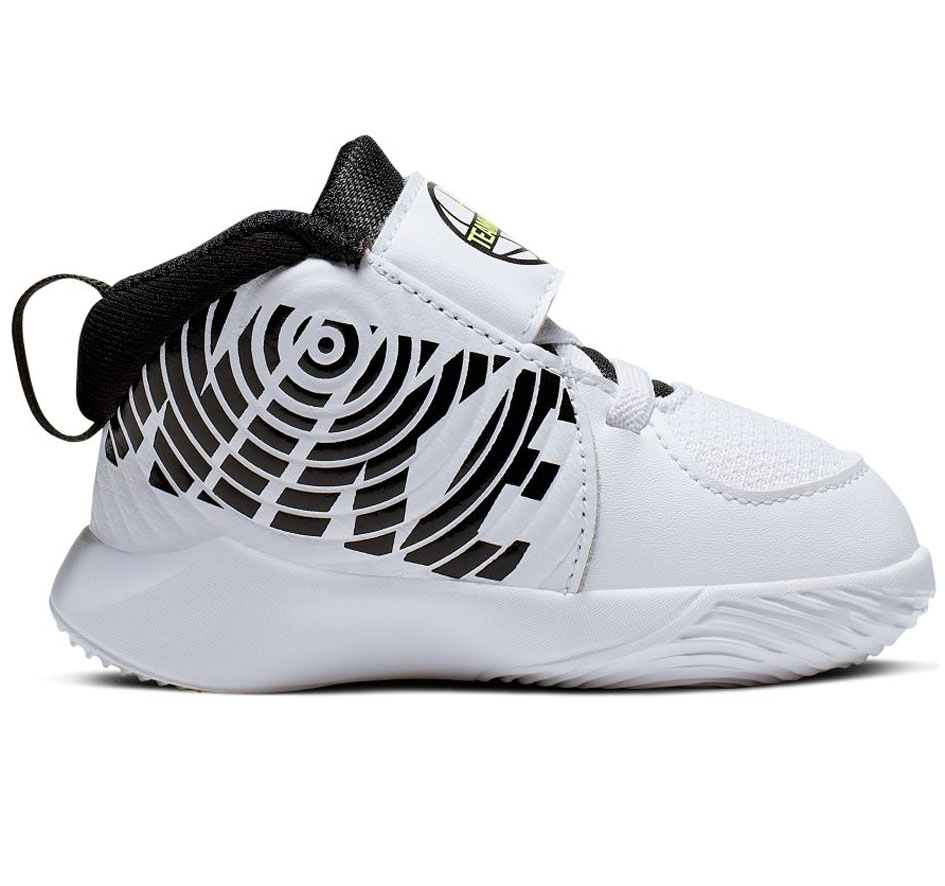 nike team hustle d9 white