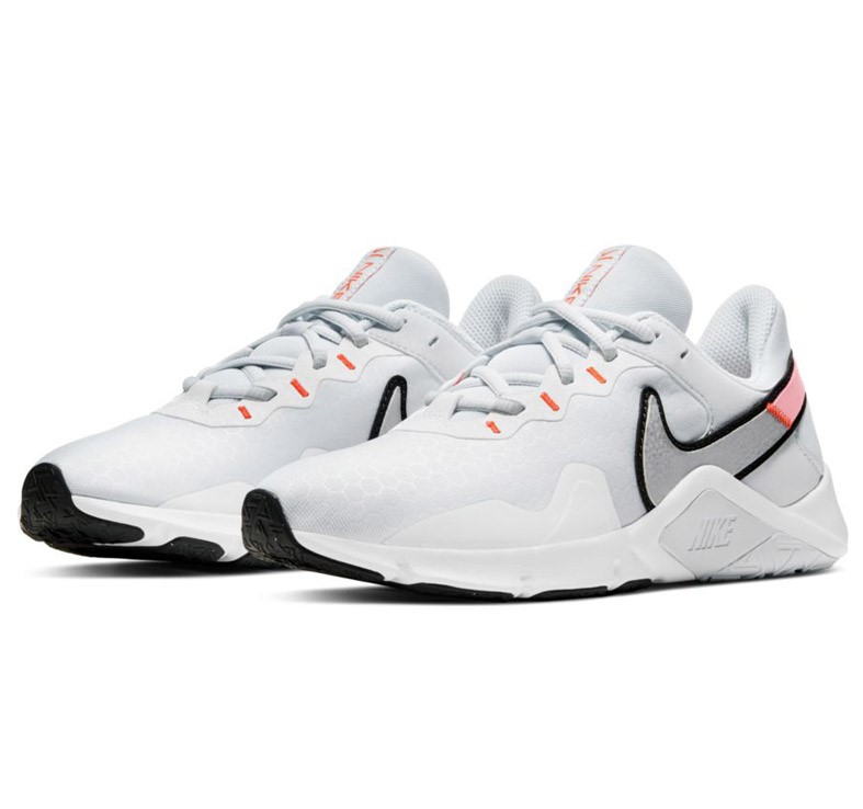 wmns nike legend essential