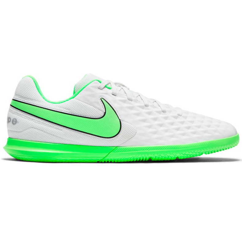 legend 8 club ic nike