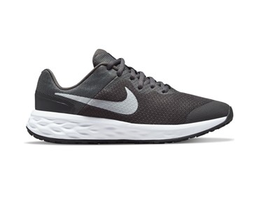 NIKE REVOLUTION 6