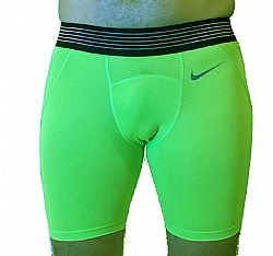 NIKE GFA M NP HPRCL SHORT 6IN PR