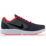 NIKE REVOLUTION 3