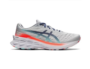 ASICS NOVABLAST 2