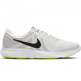 NIKE REVOLUTION 4